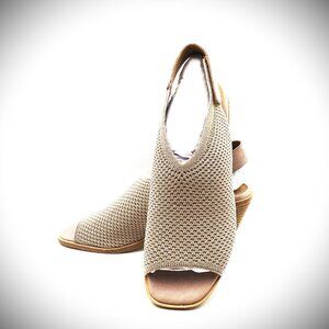 EILEEN FISHER Avil Women's Block Heeled Stretch Sandals in Blush Size 8.5